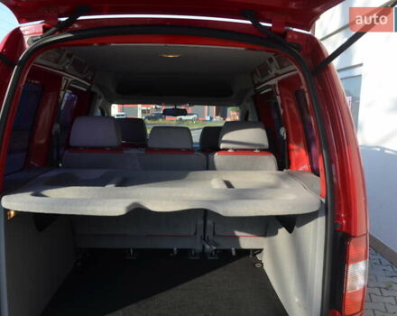 Красный Фольксваген Кадди, объемом двигателя 1.6 л и пробегом 185 тыс. км за 9200 $, фото 22 на Automoto.ua