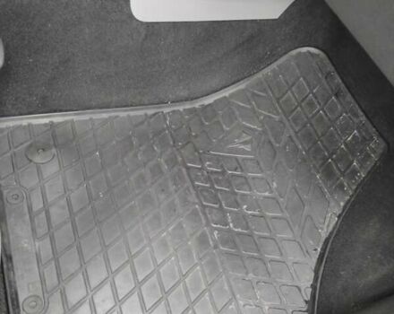 Червоний Фольксваген Кадді, об'ємом двигуна 2 л та пробігом 188 тис. км за 9300 $, фото 24 на Automoto.ua