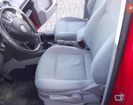 Красный Фольксваген Кадди, объемом двигателя 1.4 л и пробегом 192 тыс. км за 6299 $, фото 5 на Automoto.ua