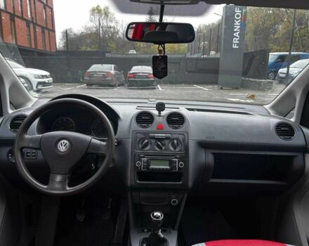 Красный Фольксваген Кадди, объемом двигателя 2 л и пробегом 224 тыс. км за 7000 $, фото 16 на Automoto.ua