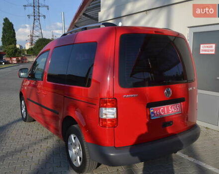 Красный Фольксваген Кадди, объемом двигателя 1.6 л и пробегом 185 тыс. км за 9200 $, фото 9 на Automoto.ua