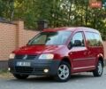 Красный Фольксваген Кадди, объемом двигателя 1.6 л и пробегом 235 тыс. км за 6950 $, фото 1 на Automoto.ua