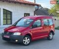 Красный Фольксваген Кадди, объемом двигателя 1.6 л и пробегом 231 тыс. км за 7399 $, фото 1 на Automoto.ua