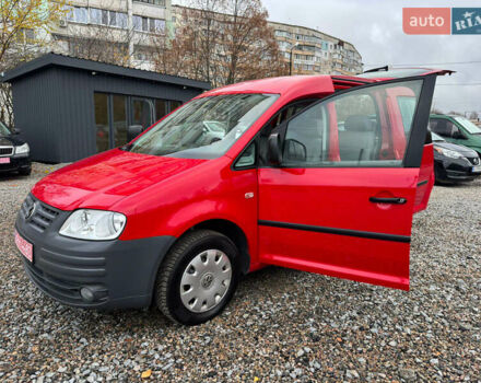 Красный Фольксваген Кадди, объемом двигателя 1.6 л и пробегом 189 тыс. км за 7650 $, фото 65 на Automoto.ua