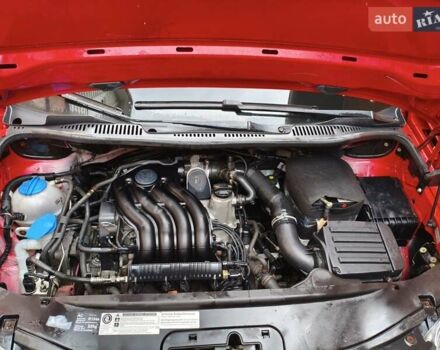 Червоний Фольксваген Кадді, об'ємом двигуна 2 л та пробігом 188 тис. км за 9300 $, фото 17 на Automoto.ua