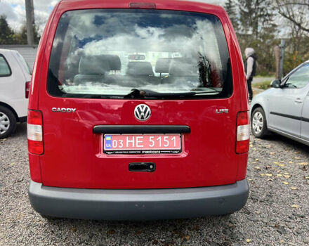 Червоний Фольксваген Кадді, об'ємом двигуна 1.4 л та пробігом 282 тис. км за 6950 $, фото 4 на Automoto.ua