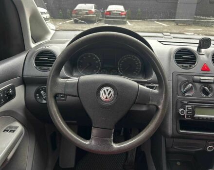 Красный Фольксваген Кадди, объемом двигателя 2 л и пробегом 224 тыс. км за 7000 $, фото 14 на Automoto.ua