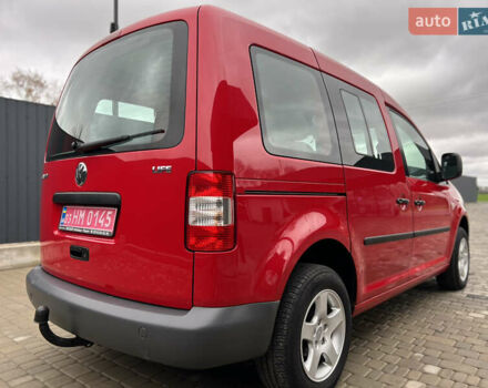 Красный Фольксваген Кадди, объемом двигателя 1.4 л и пробегом 195 тыс. км за 7300 $, фото 8 на Automoto.ua