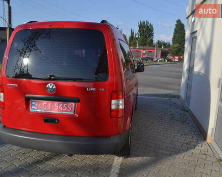 Красный Фольксваген Кадди, объемом двигателя 1.6 л и пробегом 185 тыс. км за 9200 $, фото 7 на Automoto.ua