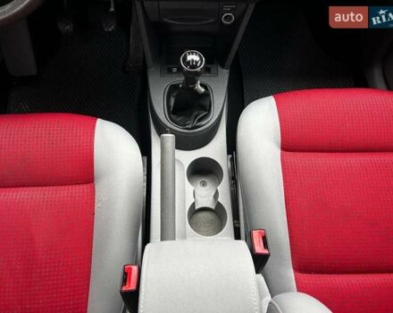 Красный Фольксваген Кадди, объемом двигателя 1.98 л и пробегом 224 тыс. км за 7000 $, фото 12 на Automoto.ua