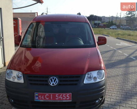 Красный Фольксваген Кадди, объемом двигателя 1.6 л и пробегом 185 тыс. км за 9200 $, фото 2 на Automoto.ua