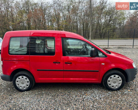 Красный Фольксваген Кадди, объемом двигателя 1.6 л и пробегом 189 тыс. км за 7650 $, фото 9 на Automoto.ua