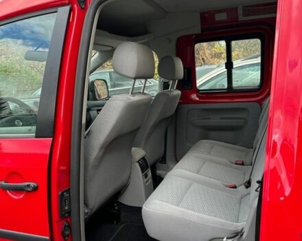 Красный Фольксваген Кадди, объемом двигателя 1.4 л и пробегом 282 тыс. км за 6950 $, фото 5 на Automoto.ua