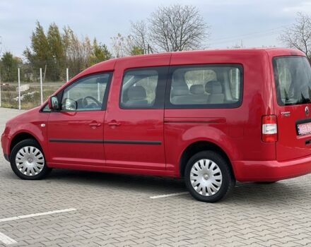 Красный Фольксваген Кадди, объемом двигателя 1.6 л и пробегом 206 тыс. км за 7900 $, фото 5 на Automoto.ua