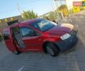 Красный Фольксваген Кадди, объемом двигателя 1.6 л и пробегом 270 тыс. км за 7595 $, фото 1 на Automoto.ua