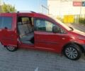 Красный Фольксваген Кадди, объемом двигателя 1.6 л и пробегом 270 тыс. км за 7595 $, фото 2 на Automoto.ua