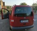 Красный Фольксваген Кадди, объемом двигателя 1.6 л и пробегом 270 тыс. км за 7595 $, фото 7 на Automoto.ua