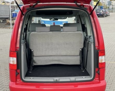 Красный Фольксваген Кадди, объемом двигателя 1.6 л и пробегом 206 тыс. км за 7900 $, фото 10 на Automoto.ua