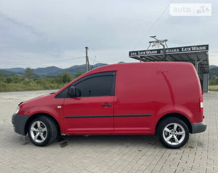 Красный Фольксваген Кадди, объемом двигателя 1.9 л и пробегом 344 тыс. км за 6200 $, фото 1 на Automoto.ua