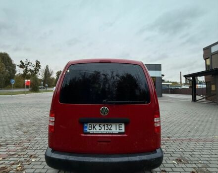 Фольксваген Кадди 2011 в Ровно на Automoto.ua Красный Фольксваген Кадди, объемом двигателя 2 л и пробегом 295 тыс. км за 9000 $, фото 6 на Automoto.ua