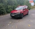 Красный Фольксваген Кадди, объемом двигателя 2 л и пробегом 290 тыс. км за 11800 $, фото 1 на Automoto.ua