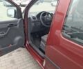 Красный Фольксваген Кадди, объемом двигателя 1.2 л и пробегом 67 тыс. км за 13000 $, фото 32 на Automoto.ua
