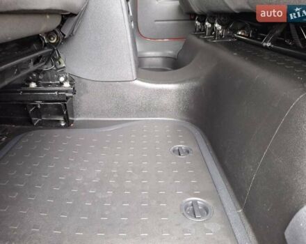 Червоний Фольксваген Кадді, об'ємом двигуна 1.6 л та пробігом 183 тис. км за 9550 $, фото 8 на Automoto.ua