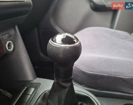 Красный Фольксваген Кадди, объемом двигателя 1.6 л и пробегом 183 тыс. км за 9450 $, фото 12 на Automoto.ua