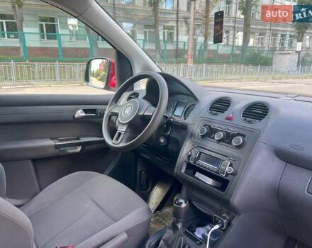 Червоний Фольксваген Кадді, об'ємом двигуна 1.6 л та пробігом 377 тис. км за 9790 $, фото 21 на Automoto.ua