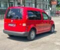 Червоний Фольксваген Кадді, об'ємом двигуна 1.6 л та пробігом 377 тис. км за 9790 $, фото 5 на Automoto.ua