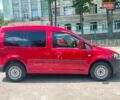Червоний Фольксваген Кадді, об'ємом двигуна 1.6 л та пробігом 377 тис. км за 9790 $, фото 2 на Automoto.ua