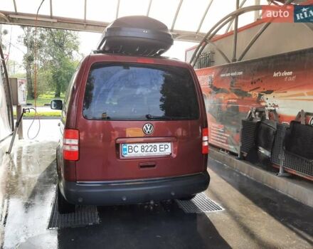 Красный Фольксваген Кадди, объемом двигателя 2 л и пробегом 385 тыс. км за 10985 $, фото 3 на Automoto.ua