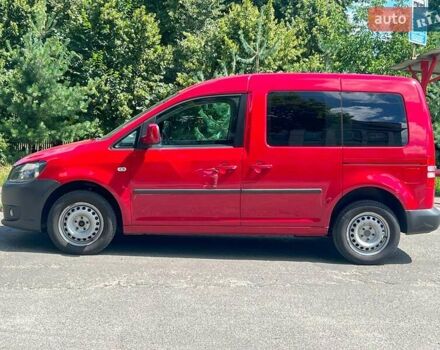 Червоний Фольксваген Кадді, об'ємом двигуна 1.6 л та пробігом 377 тис. км за 9790 $, фото 7 на Automoto.ua