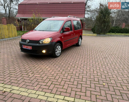 Красный Фольксваген Кадди, объемом двигателя 1.6 л и пробегом 241 тыс. км за 12700 $, фото 23 на Automoto.ua