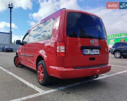 Фольксваген Кадди 2014 в Ровно на Automoto.ua Красный Фольксваген Кадди, объемом двигателя 1.6 л и пробегом 264 тыс. км за 12000 $, фото 10 на Automoto.ua