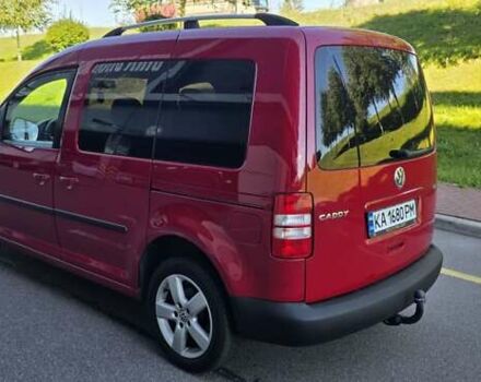 Червоний Фольксваген Кадді, об'ємом двигуна 1.6 л та пробігом 261 тис. км за 12500 $, фото 4 на Automoto.ua