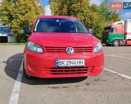 Фольксваген Кадди 2014 в Ровно на Automoto.ua Красный Фольксваген Кадди, объемом двигателя 1.6 л и пробегом 264 тыс. км за 12000 $, фото 11 на Automoto.ua