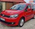Красный Фольксваген Кадди, объемом двигателя 1.6 л и пробегом 256 тыс. км за 13350 $, фото 1 на Automoto.ua
