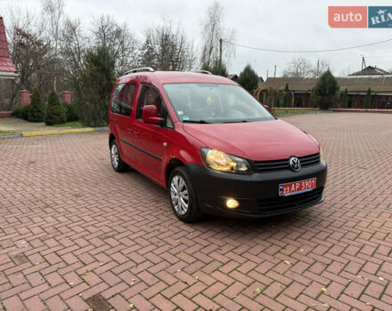 Красный Фольксваген Кадди, объемом двигателя 1.6 л и пробегом 241 тыс. км за 12700 $, фото 17 на Automoto.ua