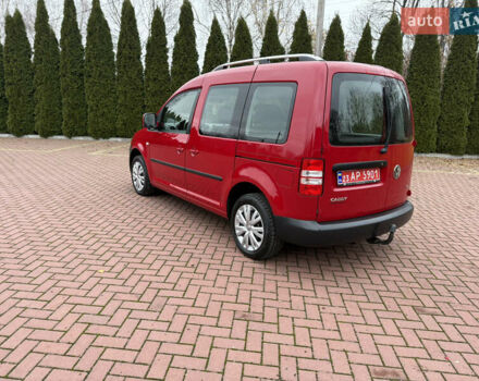 Красный Фольксваген Кадди, объемом двигателя 1.6 л и пробегом 241 тыс. км за 12700 $, фото 22 на Automoto.ua