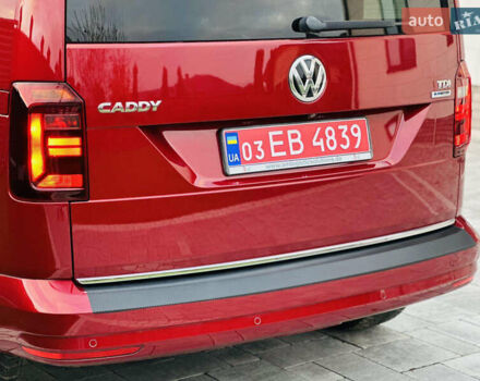 Красный Фольксваген Кадди, объемом двигателя 2 л и пробегом 246 тыс. км за 15950 $, фото 24 на Automoto.ua