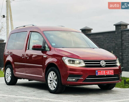 Красный Фольксваген Кадди, объемом двигателя 2 л и пробегом 246 тыс. км за 15950 $, фото 12 на Automoto.ua