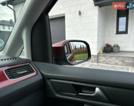 Красный Фольксваген Кадди, объемом двигателя 2 л и пробегом 246 тыс. км за 15950 $, фото 50 на Automoto.ua