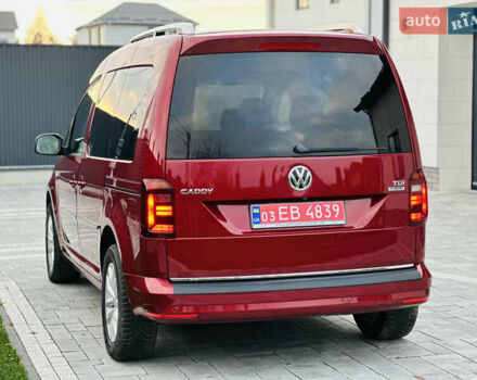 Красный Фольксваген Кадди, объемом двигателя 2 л и пробегом 246 тыс. км за 15950 $, фото 7 на Automoto.ua