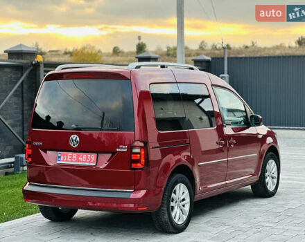 Красный Фольксваген Кадди, объемом двигателя 2 л и пробегом 246 тыс. км за 15950 $, фото 10 на Automoto.ua
