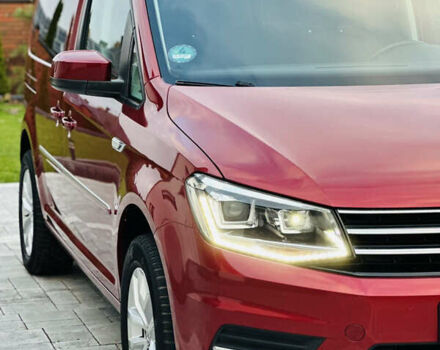 Красный Фольксваген Кадди, объемом двигателя 2 л и пробегом 246 тыс. км за 15950 $, фото 15 на Automoto.ua