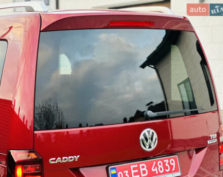 Красный Фольксваген Кадди, объемом двигателя 2 л и пробегом 246 тыс. км за 15950 $, фото 23 на Automoto.ua