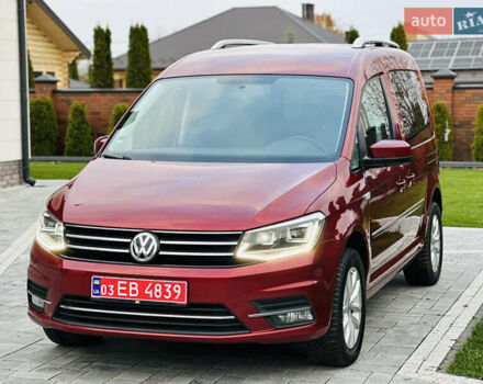 Красный Фольксваген Кадди, объемом двигателя 2 л и пробегом 246 тыс. км за 15950 $, фото 2 на Automoto.ua