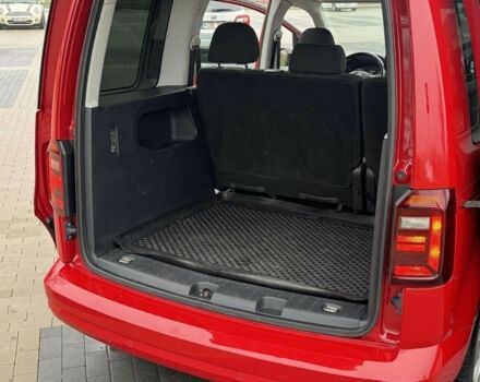 Червоний Фольксваген Кадді, об'ємом двигуна 2 л та пробігом 258 тис. км за 9200 $, фото 12 на Automoto.ua