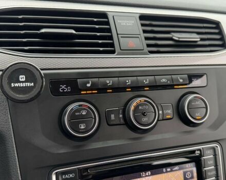 Червоний Фольксваген Кадді, об'ємом двигуна 2 л та пробігом 258 тис. км за 9200 $, фото 20 на Automoto.ua